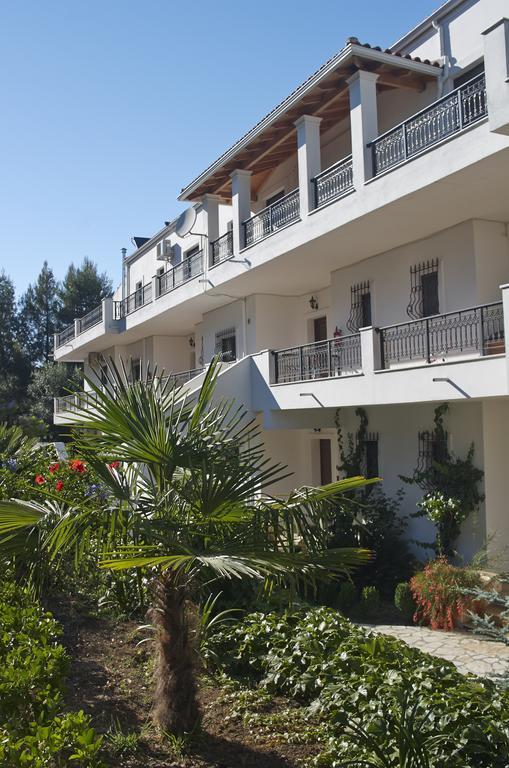 Marialice Apartment Dassia  Luaran gambar